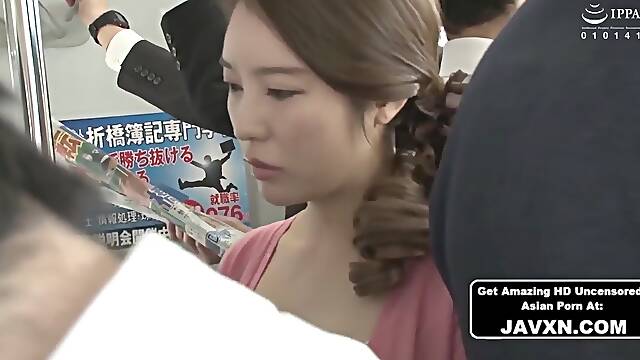 Beautiful Japanese Milf Gets Fucked On The Bus