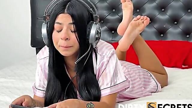 PART two: BANGING MY GAMER STEPSISTERS BUTT DURING THE TIME THAT THAT BABE PLAYS AND OUR STEPFATHER CATCHES US