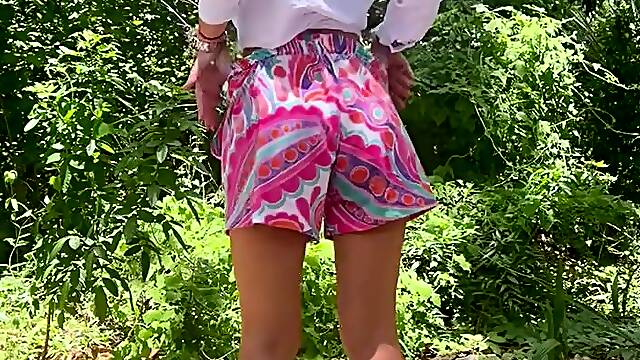 What kind of clothing should your stepsister wear at home??