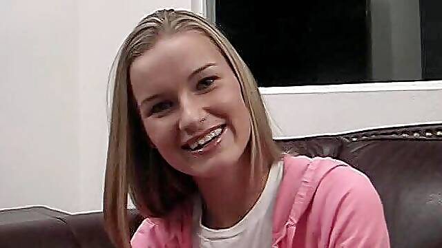 First timer Jewel sucks and swallows