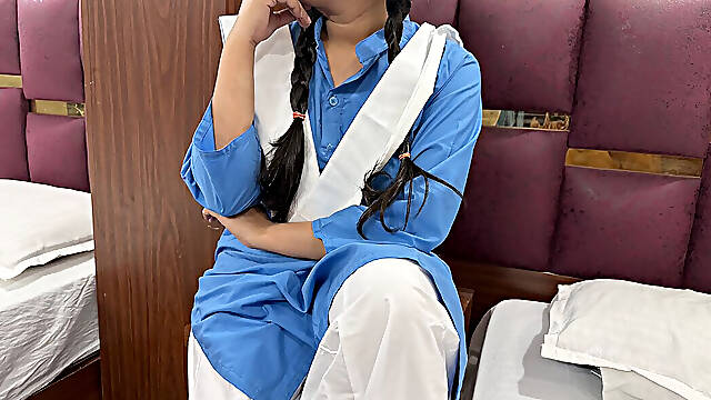 Friend's Virgin College Girlfriend Was Taken to Oyo and Fucked