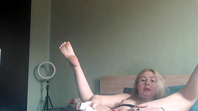 Fucking Myself with a Big Dildo for You