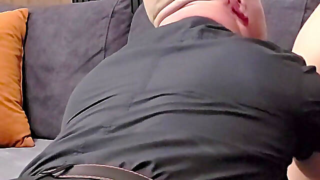 Midget Tom Gave Me an Unforgettable Pussy Eating